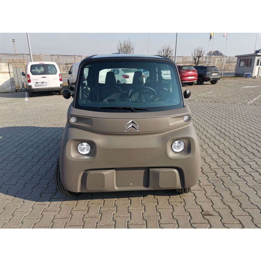 Новий Citroen AMI 2024
