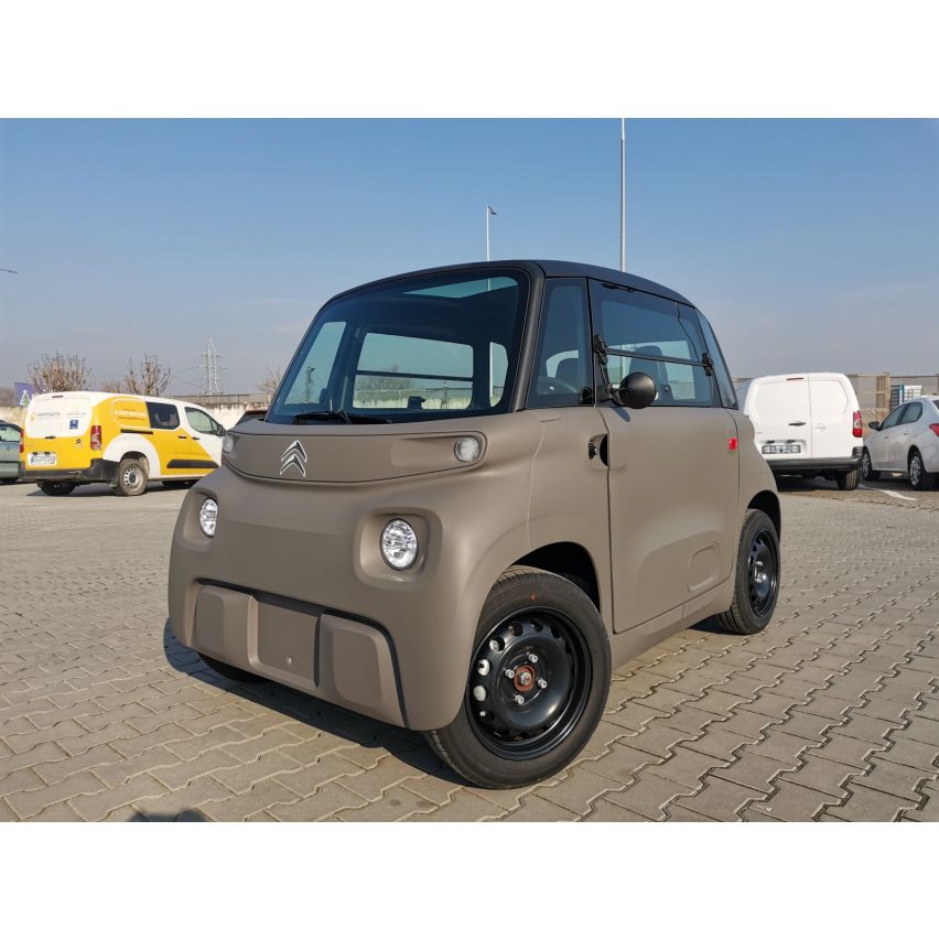 Новий Citroen AMI 2024