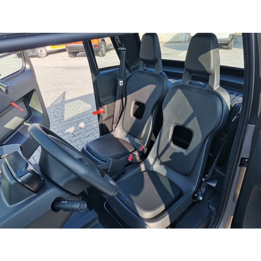 Новий Citroen AMI 2024