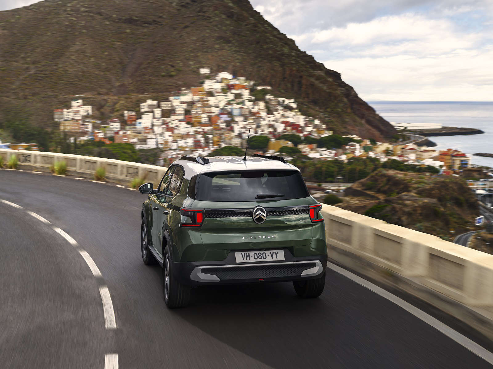CITROËN C3 Aircross на серпантині